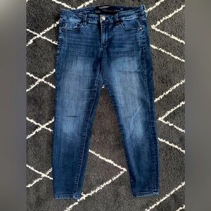 ⚽️3/$45 
Liverpool the ankle skinny jeans